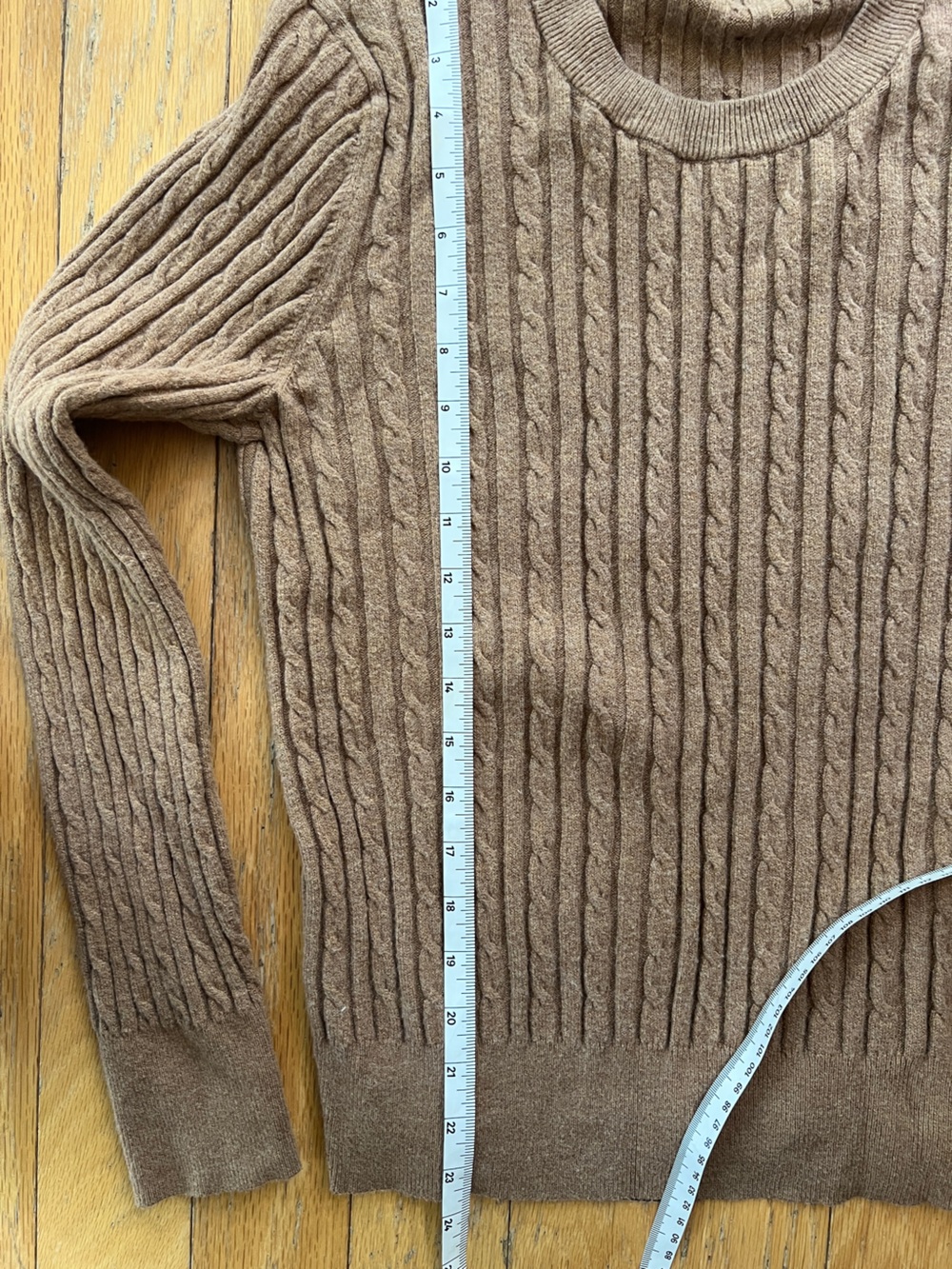 GAP Women’s Cable Knit Crewneck Sweater - Brown - Picture 4 of 5